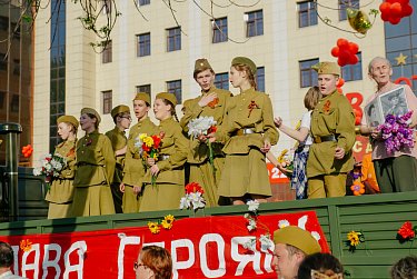 В едином строю памяти