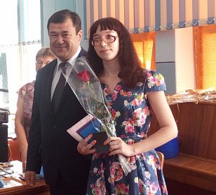 В Орске прошел бал золотых медалистов