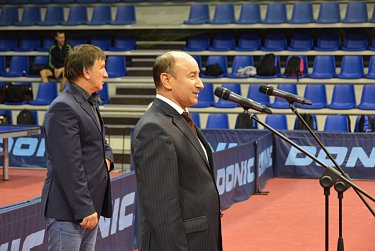 На чемпионате области по настольному теннису