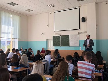 Студентам-первокурсникам – о Молодежном парламенте