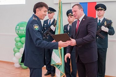 Олег Димов поздравил работников таможенной службы