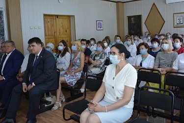 В их руках – наше здоровье!