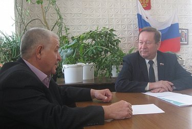 На приеме у депутата Евгения Малюшина