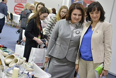 Оренбурженки собрались на бизнес-форум «Деловая весна» 