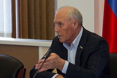 Об использовании природных ископаемых – за «круглым столом»