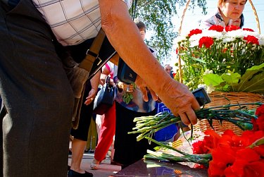 Андрей Аникеев: «Необходимо делать все, чтобы увековечить память героев, которые подарили нам мирную жизнь»