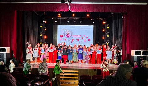 Казаки, славянская культура и восточные ритмы на одной сцене