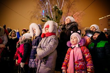 Открытие главного символа Нового года