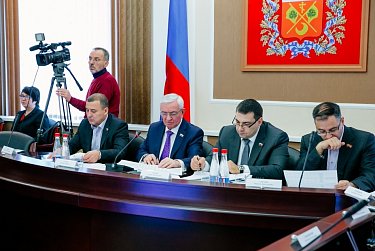 На заседании бюджетного комитета