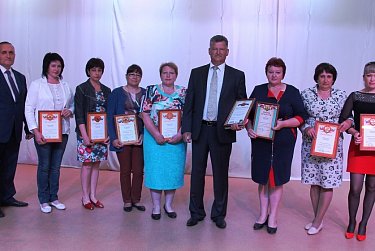 Оксана Набатчикова посетила Александровский район