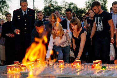 «Свеча памяти» зажглась в Оренбурге