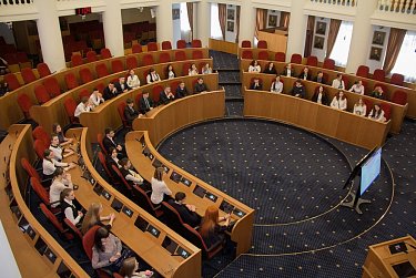 На парламентский урок – в Законодательное Собрание