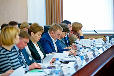 Главный финансовый документ области готов ко второму чтению