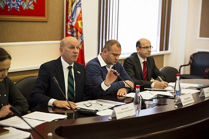 Конкурсная комиссия будет работать в новом составе