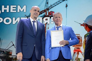 Оренбургские строители держат хорошую планку