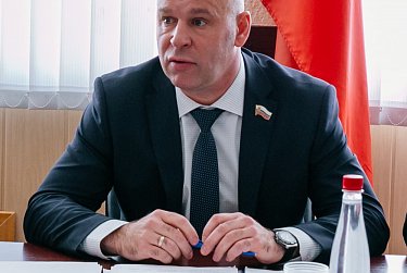 Совершенствуя областное законодательство