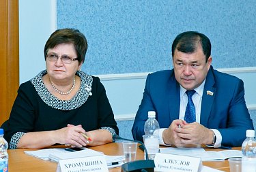 Состоялось заседание комиссии по делам несовершеннолетних