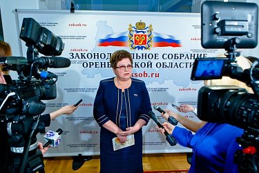 Председатель профильного комитета Ольга Хромушина –  о законах социальной сферы