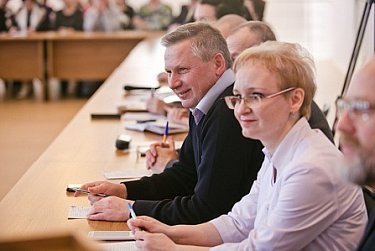 Ольга Хромушина приняла участие во встрече губернатора с медицинским сообществом Сорочинска