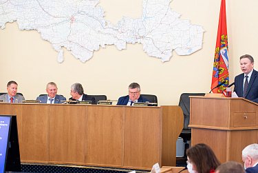 Депутаты дали оценку работе омбудсмена и аудиторов