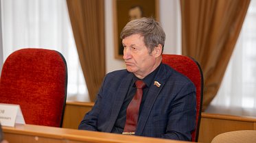 Парламентские слушания о мерах соцподдержки военнослужащих