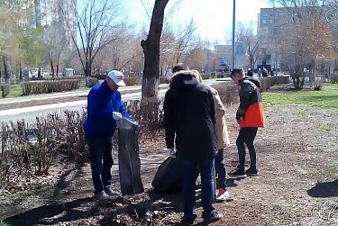 Исполнилось сто лет со дня проведения первого субботника