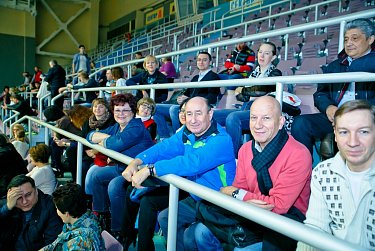 Из кабинетов – на спортивную арену