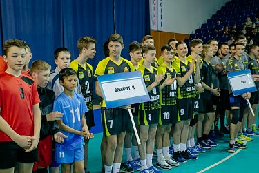 В Оренбурге стартовал XV областной турнир по волейболу памяти В.Н.Григорьева