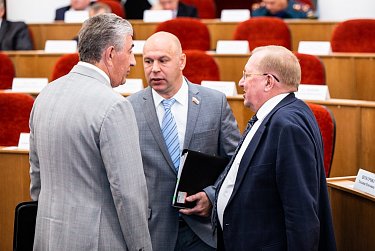 Вопросы парламентской сессии