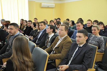 Новый созыв Молодежного парламента включился в работу