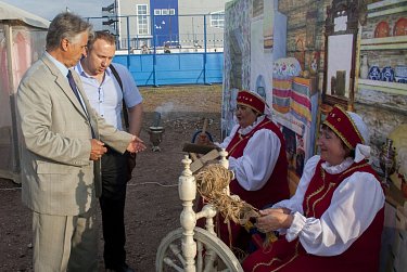 Адрес праздника – Октябрьский район