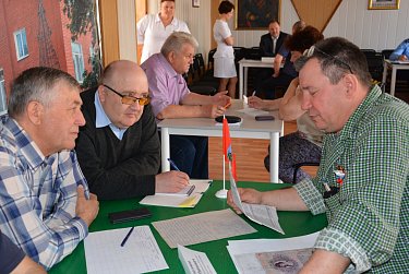 Надыр Ибрагимов консультировал ветеранов госпиталя