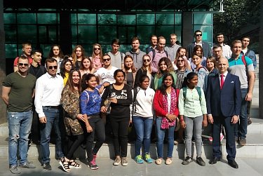 Алексей Панкратов принимает участие в Молодежном Российско-Индийском форуме