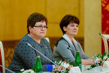 Награждены лучшие работники социальной сферы Оренбуржья