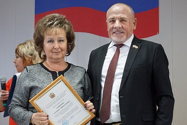 Иван Дикман поздравил коллектив Бузулукского дорожного управления с профессиональным праздником