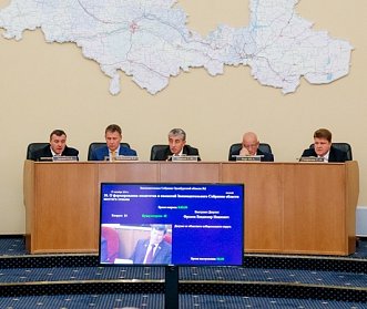 Избранные депутаты провели первое заседание ЗС
