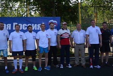 Олег Димов: «Флаг Российского государства – символ доблести и мужества, объединяющий многонациональную страну»