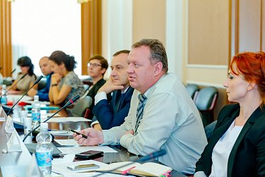 Нужен ли области еще один официальный праздник?