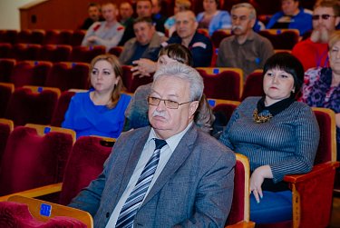 Депутаты провели День информации в Грачевском районе