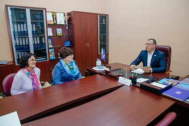 Олег Димов: «Инициативы оренбуржцев находят отражение в работе депутатов»