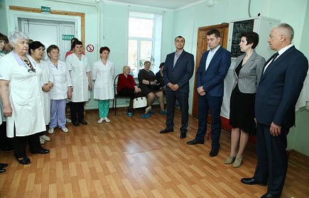 Помощь сельскому здравоохранению