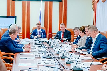 Работа идет в едином законодательном пространстве