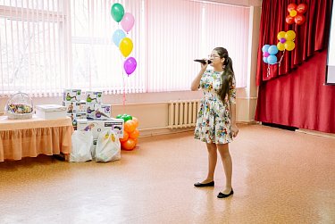 Школа-интернат собирает друзей