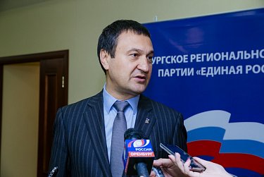 С кандидатурой спикера определились