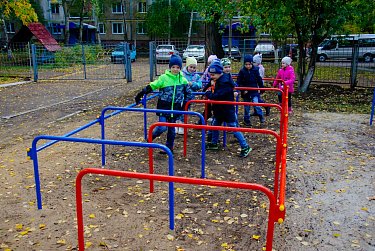 Александр Трубников: «Задача максимум – «дойти» до каждой школы округа и привести в порядок все спортивные площадки»