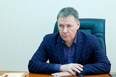 В рамках возможностей и полномочий