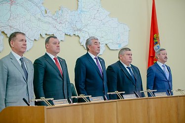 На заседании Законодательного Собрания