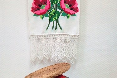 В галерее «Оренбургский пуховый платок» открылась новая экспозиция