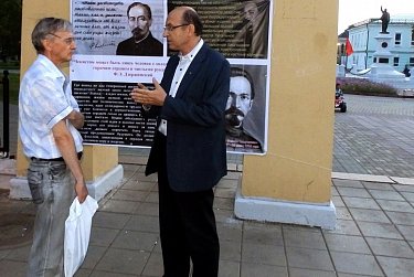 Депутаты посетили народный музей защитников Отечества