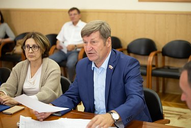 На совещании с руководителями фракций